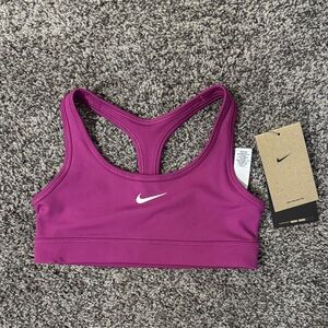 NEW Nike Girl's Magenta Sports Bra size small